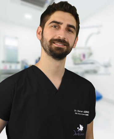 Dr. DT. Baran Ağırbaş - İzmir implant hekimi